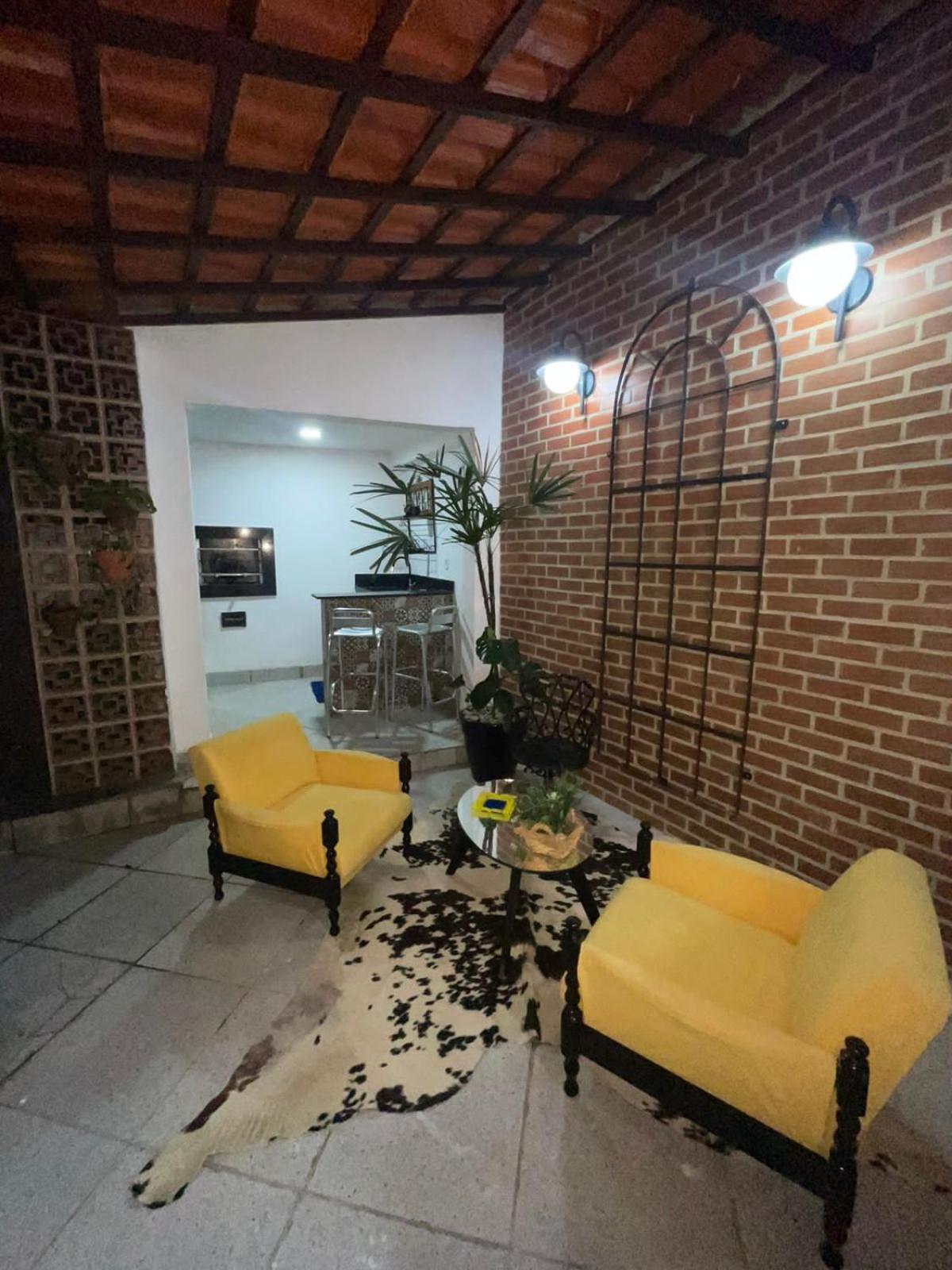 安格拉杜斯雷斯Francisco'S House公寓 外观 照片